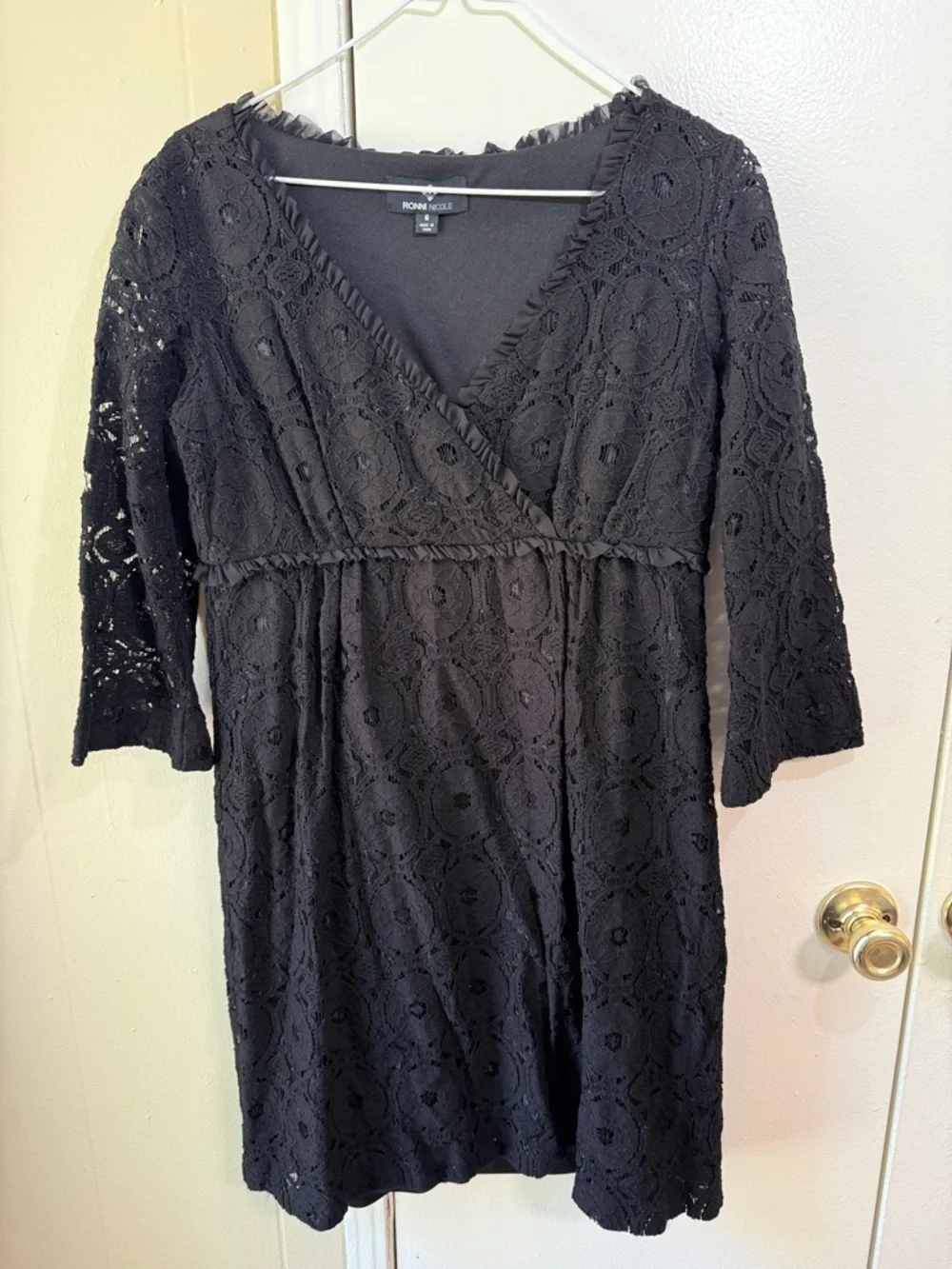 Ronni Nicole Lace Fit & Flare Dress Black 3/4 Sleeve‎ V-Neck Size 6